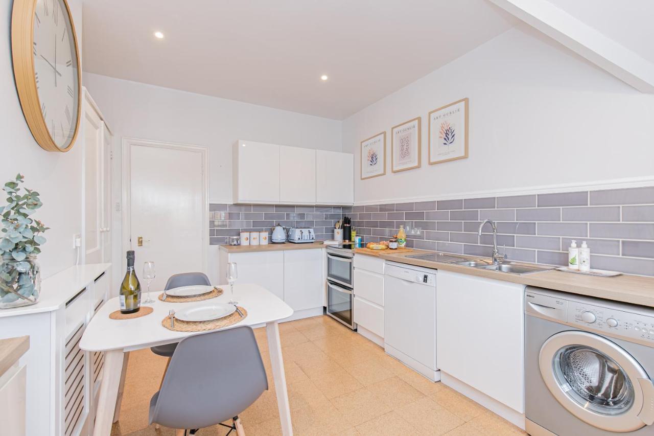 Oxfordshire Living - The Spencer Apartment - 우드스톡 외부 사진