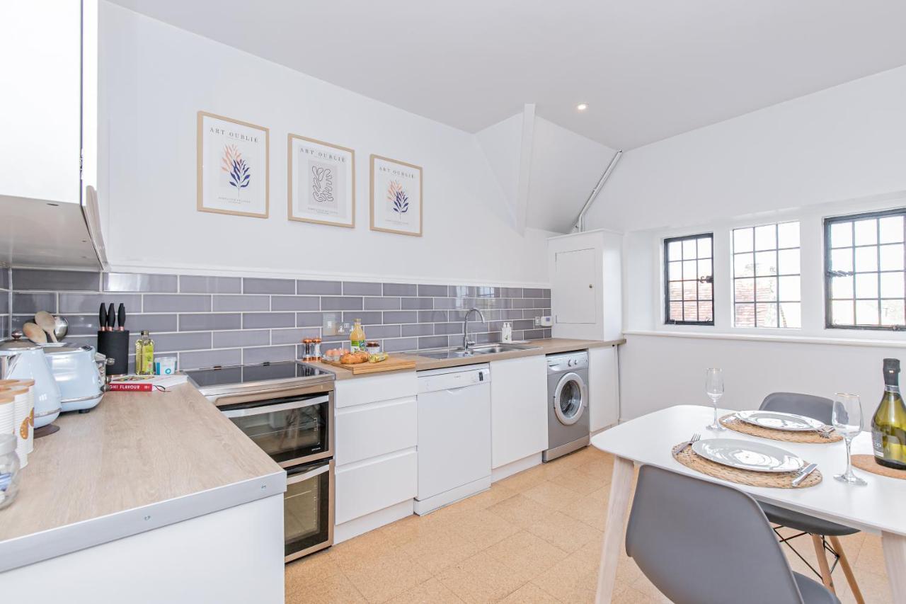 Oxfordshire Living - The Spencer Apartment - 우드스톡 외부 사진